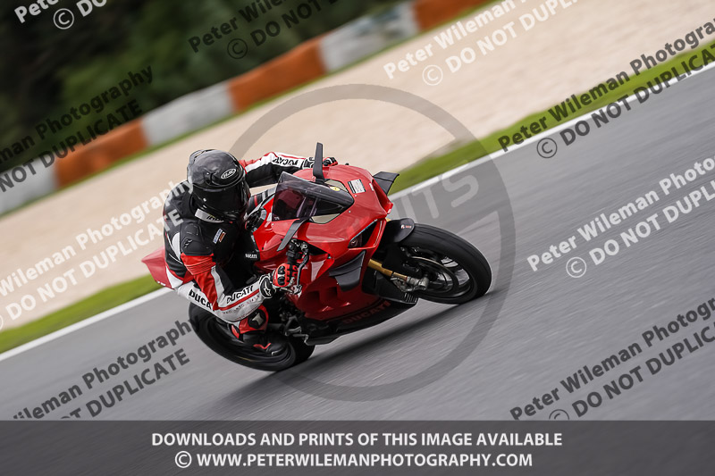 estoril;event digital images;motorbikes;no limits;peter wileman photography;portugal;trackday;trackday digital images